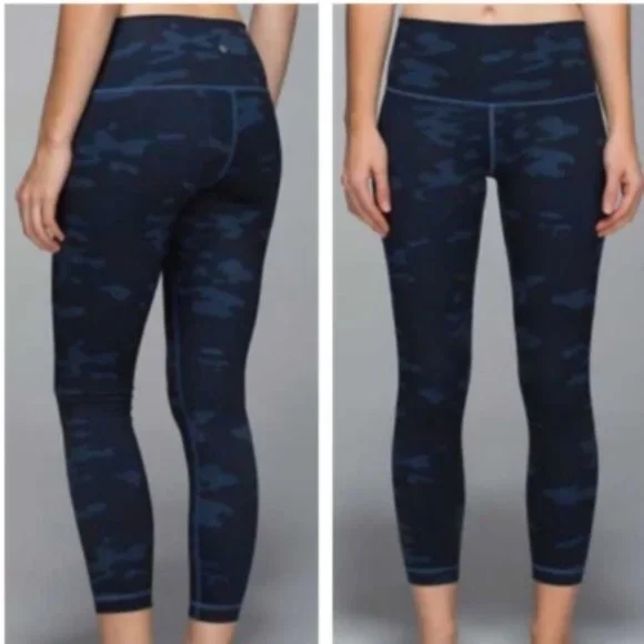 Lululemon WunderUnder Blue Camo Yoga Exercise Pants - Picture 1 of 8